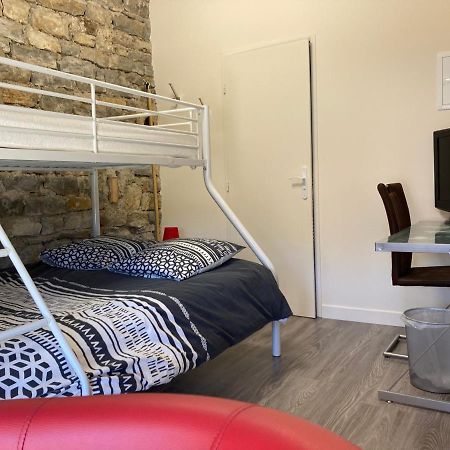 La Chambre du Tonneau Montigny-sur-l'Ain Extérieur photo