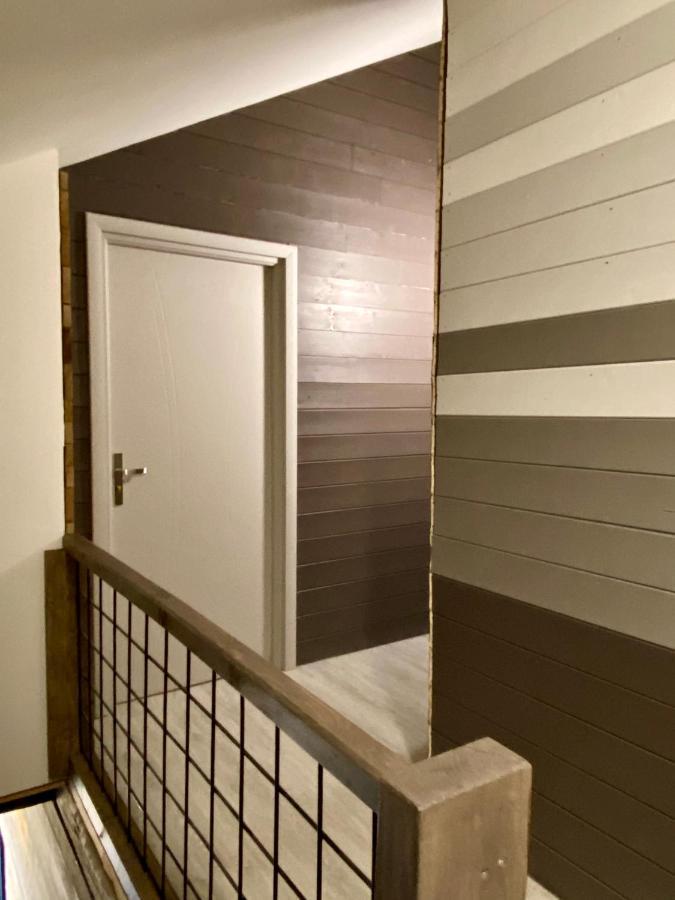 La Chambre du Tonneau Montigny-sur-l'Ain Extérieur photo